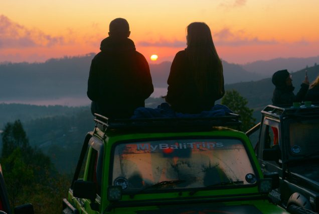 sunrise jeep tour