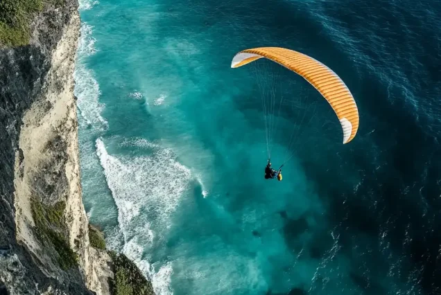 Paraglading jimbaran bali